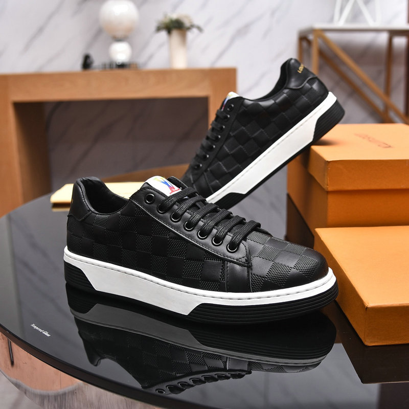 men LV shoes-039